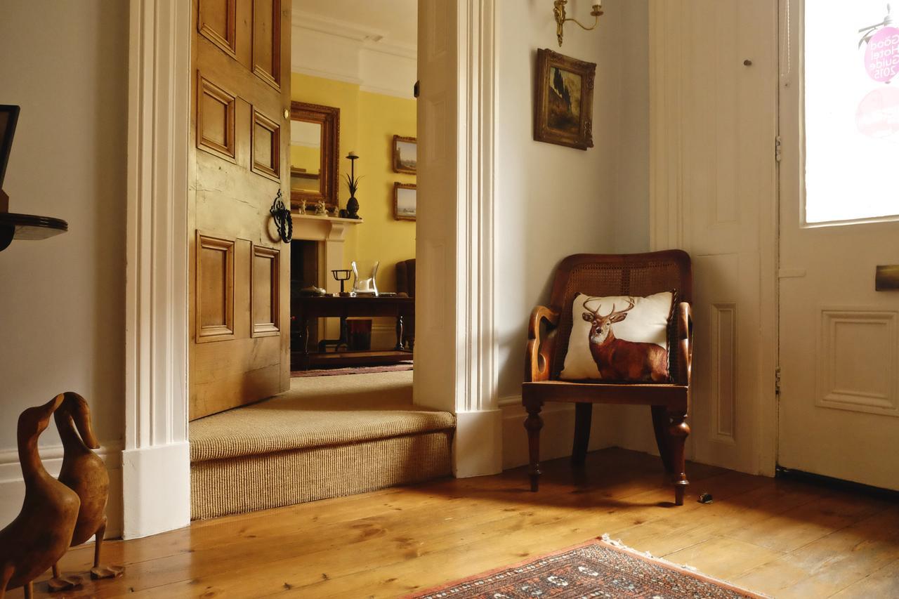 The Library House B&B Ironbridge Eksteriør billede